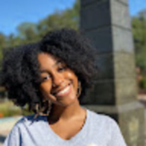 Meet your Posher, Maya